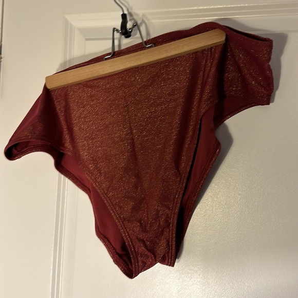 Maroon Bikini with Gold Sparkle - Picture 3 of 8